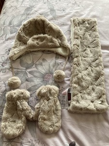 ted baker scarf and gloves set