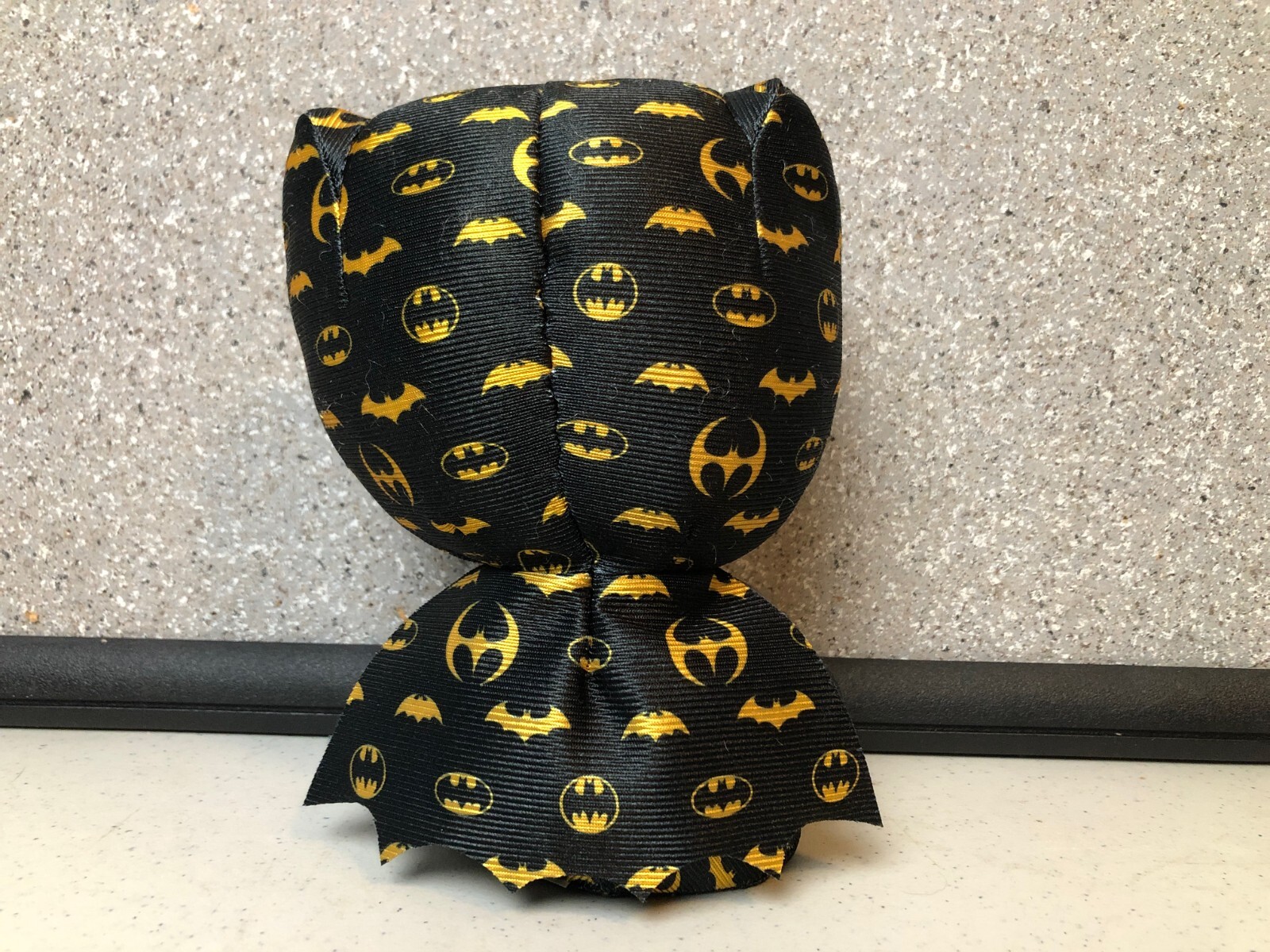 BATMAN 80th Ann. Bat Symbol Evolution Plush 10" YuMe DZNR Emblem
