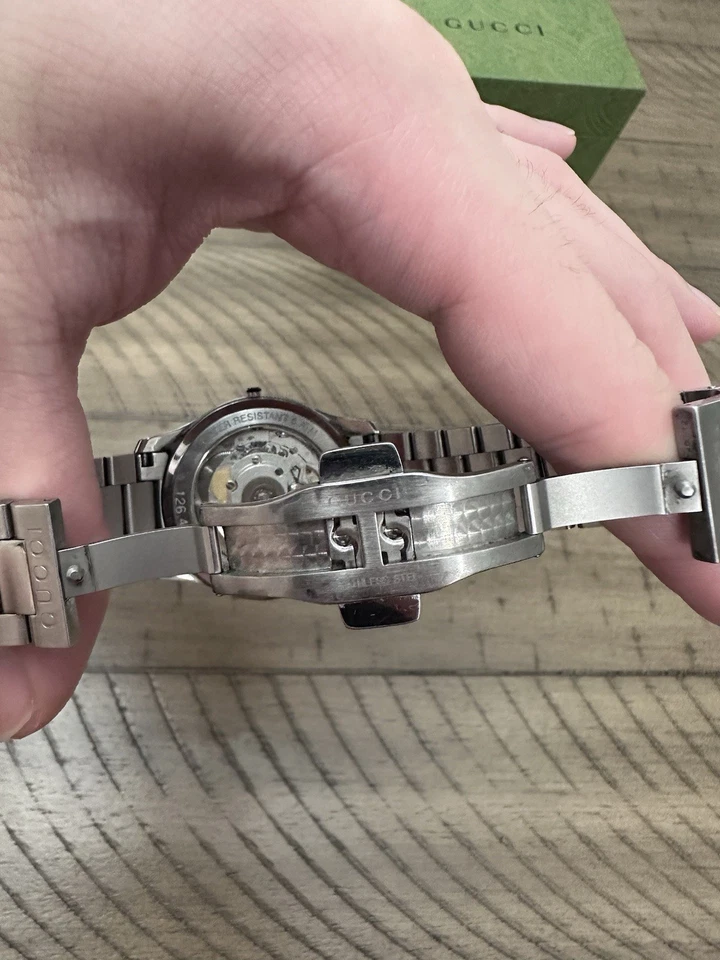 Gucci Mens Signature Bee Onyx Dial Automatic Watch  - Image 3 of 4