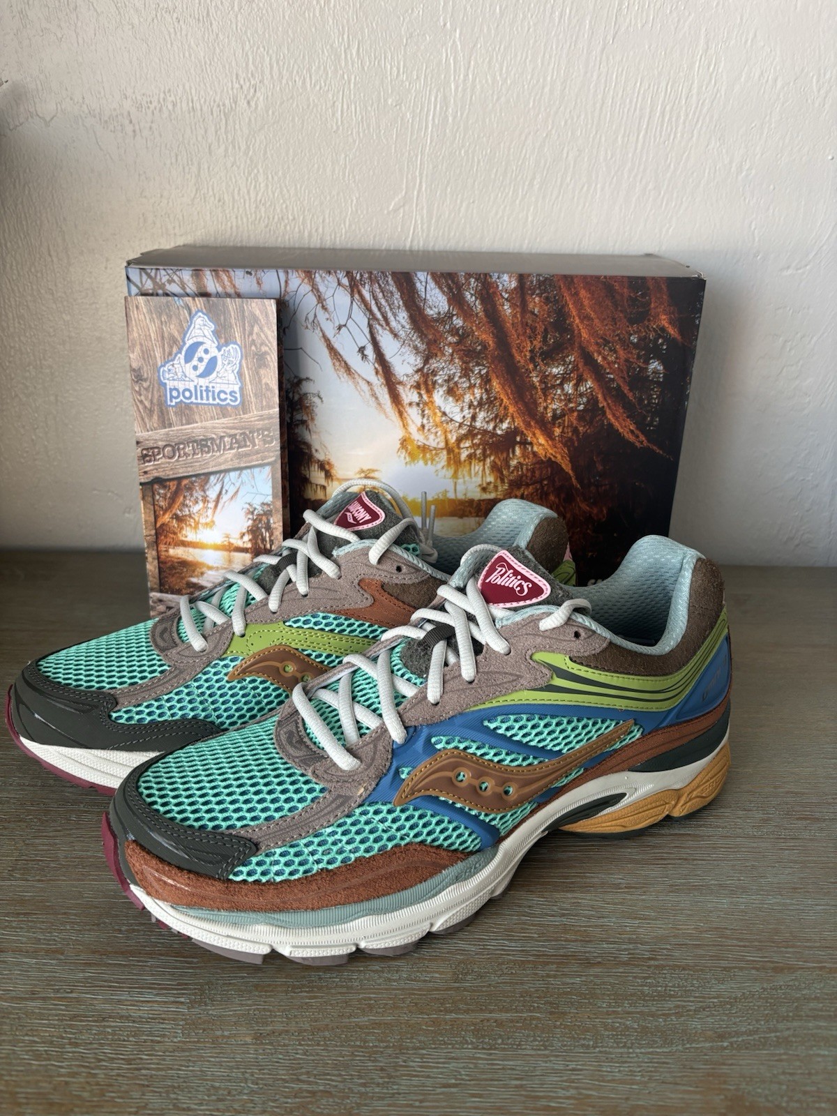Size 11 - Saucony x Sneaker Politics Progrid Omni 9 S71032-1