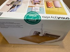 Cricut Joy Xtra Bundle Craft Cutting Machine Electric Metal  Plastic 5 Pieces