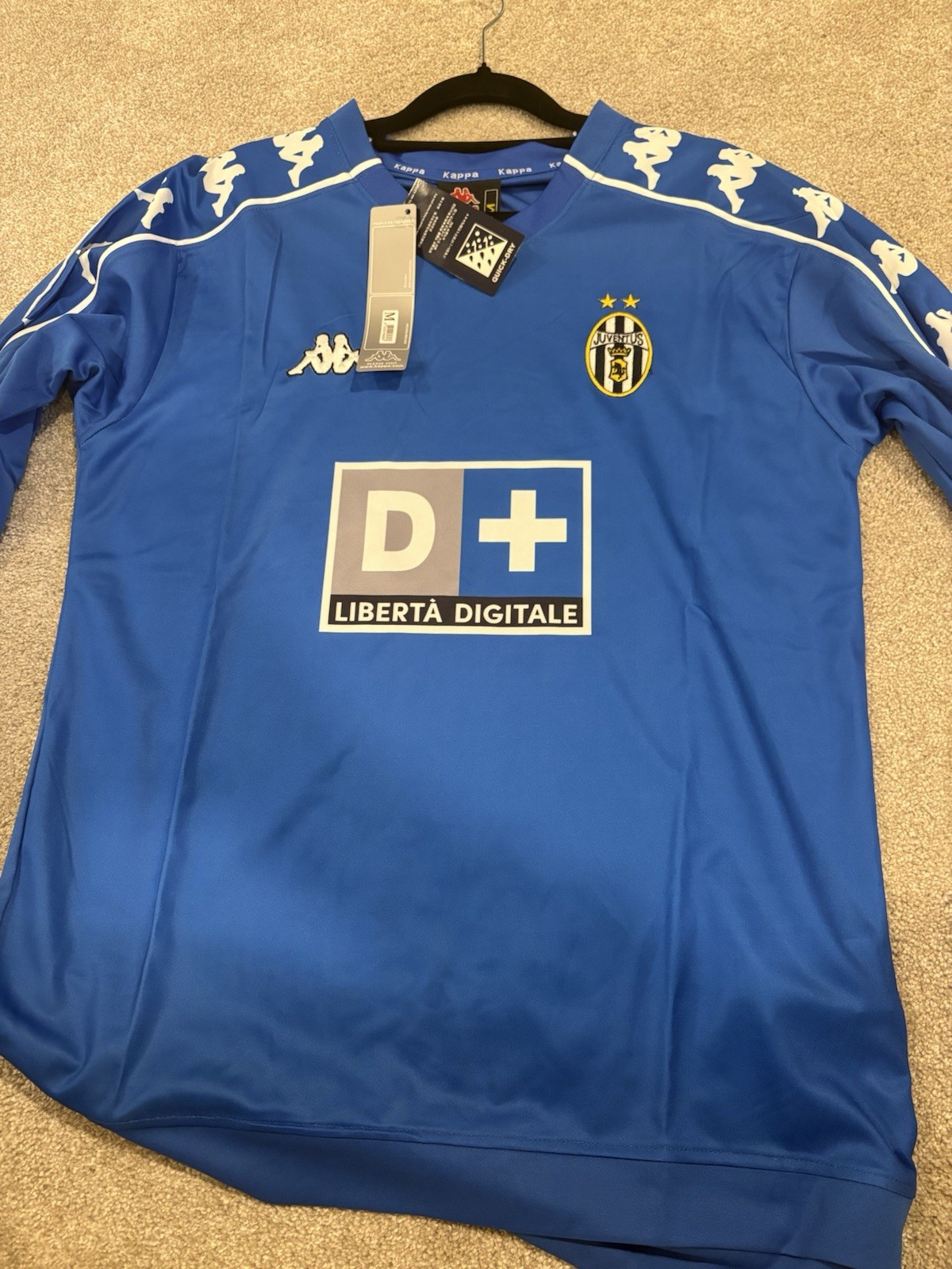 Juventus  New Men’s Soccer Jersey Kappa  Home M Slim Fit