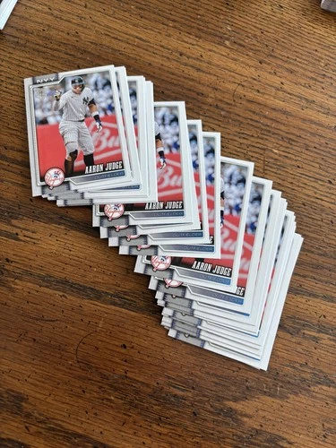 New Listing25x 2026 Topps Series 1 Aaron Judge #1 Card New York Yankees lot of 25