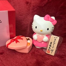 Sanrio Hello Kitty Seasonal Valentine's Day Ceramic Doll Retro Ornaments #1961