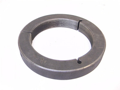 USED THREAD RING GAGE 5-1/16'' x 14