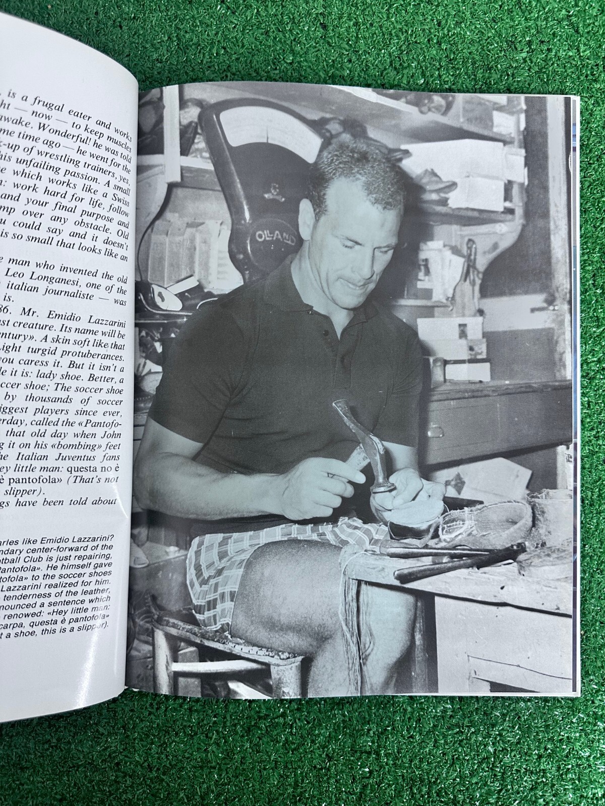 PANTOFOLA D’ORO LIBRO BOOK BUCHEN LIVRE FUTBOL CALCIO FOOTBALL FUSSBALL PANTOFOLA D'ORO BOOTS