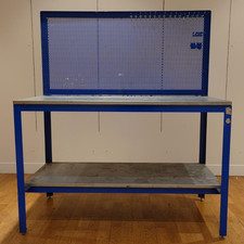 Metal Workshop Bench With Backboard