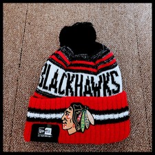 CHICAGO BLACKHAWKS NHL HOCKEY BEANIE HAT.
