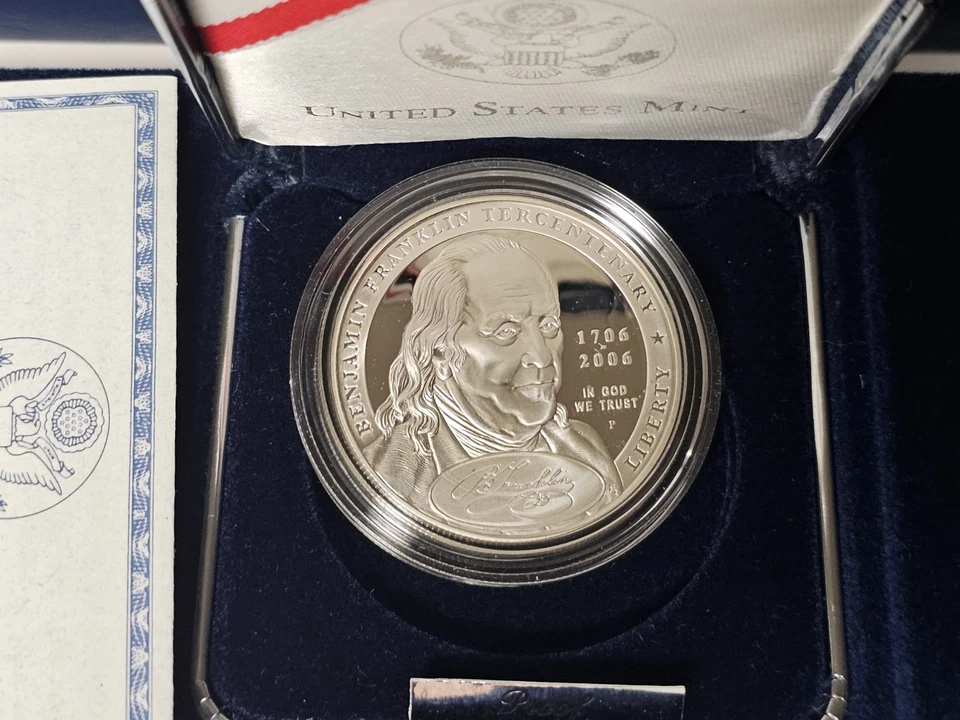 2006-P Proof Ben Franklin Founder Commemorative Silver Dollar $1  - Image 2 of 4