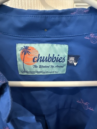 Camisa Chubbies Para Hombres L Azul Con Rosa Aloha Bebida Cóctel Buttondown Pullover - Imagen 2 de 7