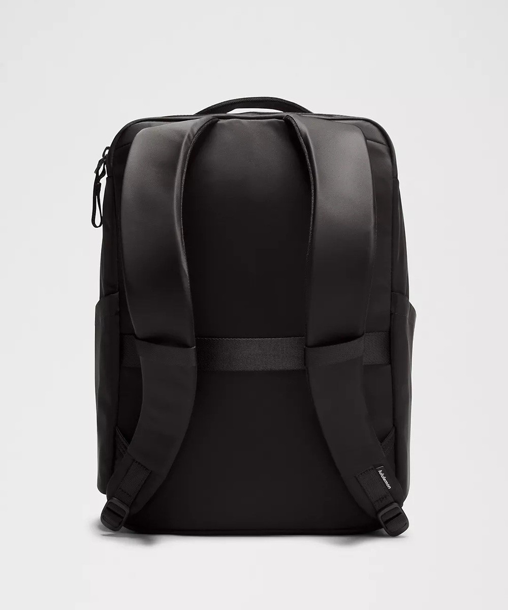 Lululemon ブラックバックパック シンプルデザイン New Crew Backpack 22L *Logo | Bags | Lululemon EU