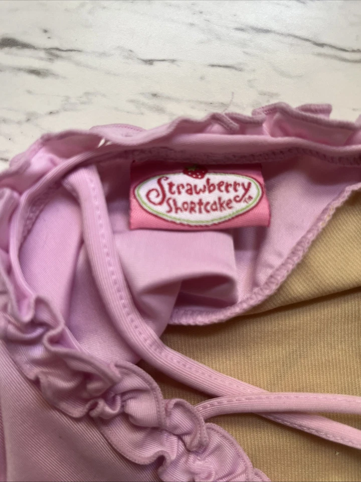 Y2K Early 2000’s Strawberry Shortcake Girls Swimsuit Size 4 Great Condition! - Image 4 of 4