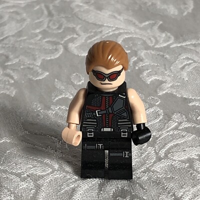 LEGO Hawkeye Minifigure Loki's Cosmic Cube Escape 6867 Super Heroes The  Avengers