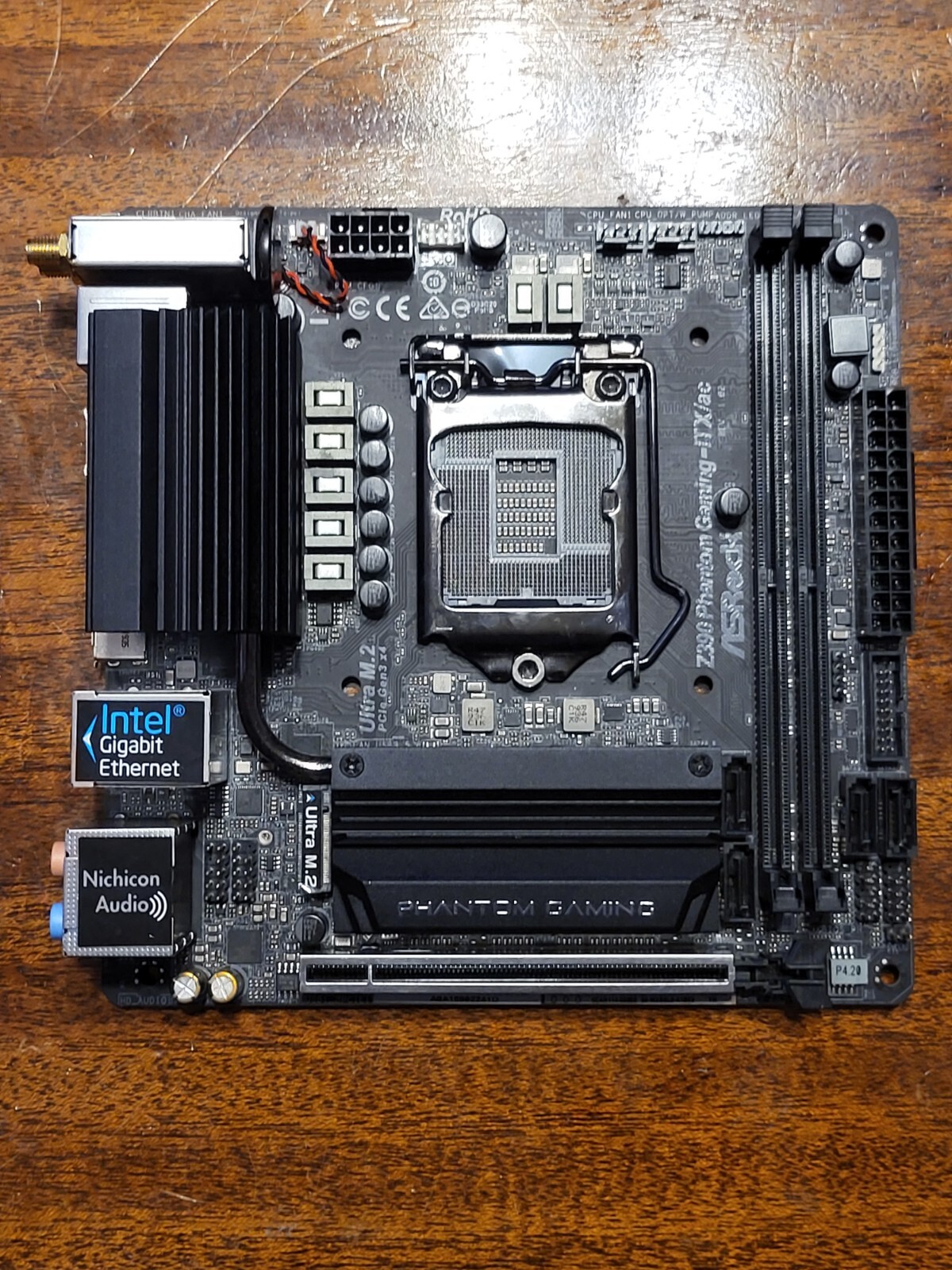 ASRock Motherboard Z390 Phantom GamingITX/AC 8/9th Gen LGA1151