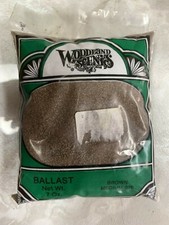 Vintage Woodland Scenics Ballast Brown Medium B79 7 Oz Bag NOS MIP