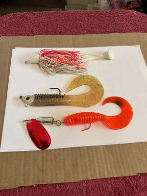 3 Huge Musky Fishing Lures Blue Fox Super Vibrax Spinning Lure & Jigs