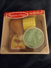 NEW  MELISSA  DOUG WOODEN DINNER BOX PLAY FOOD SET