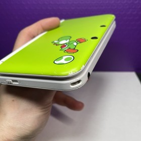 Nintendo 3DS XL Yoshi Edition Lime Green & White 4GB Handheld System Console
