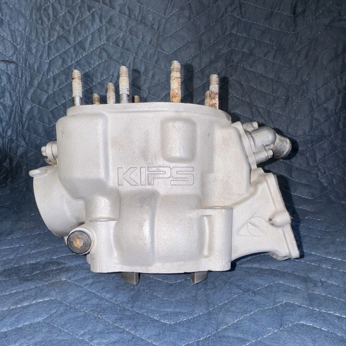 Kawasaki Motorcycle Cylinder Heads & Valve Covers for Kawasaki