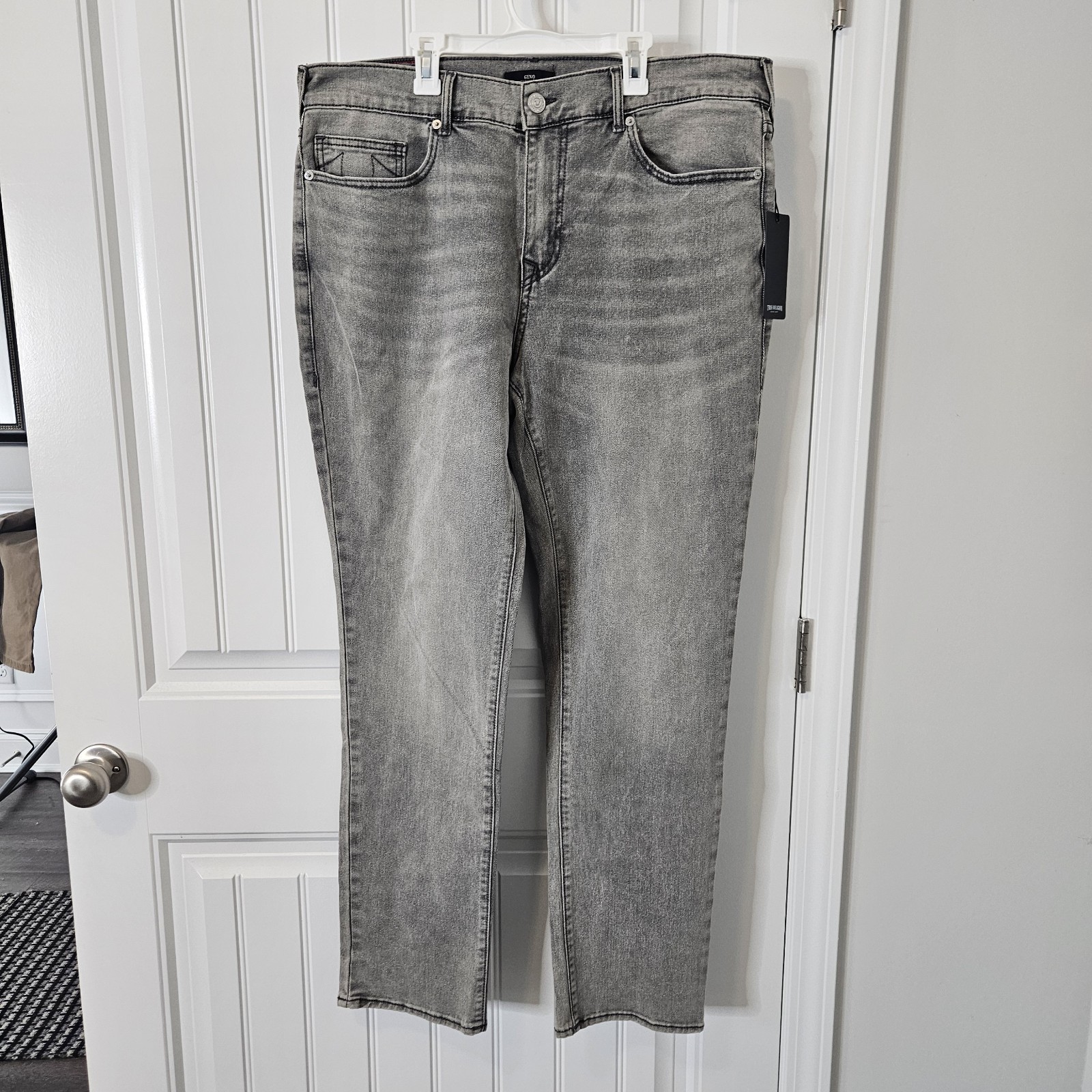 True Religion Geno Relaxed Slim Jeans Men's Size 36 X 32 Gray With Stretch thumbnail 3