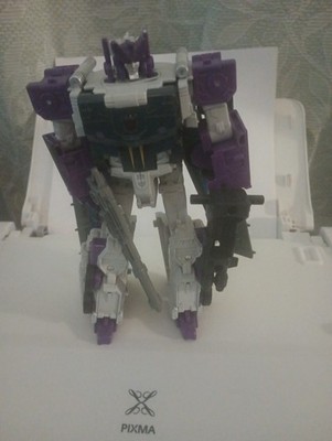 Transformers Titans Return Voyager Class Figure Octone/Octane Hasbro