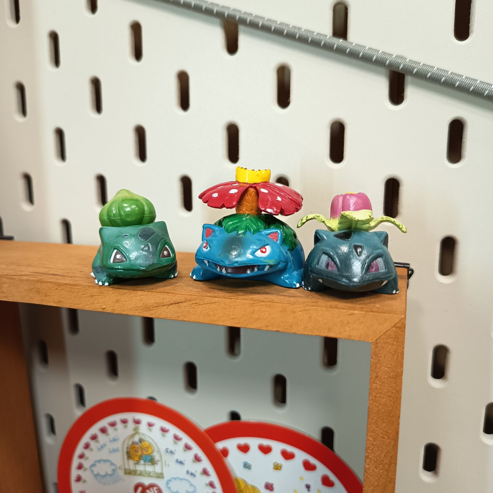 Pokemon BULBASAUR IVYSAUR VENUSAUR 1.5" Mini Figura Lote de 3 LEER DESCRIPCIÓN