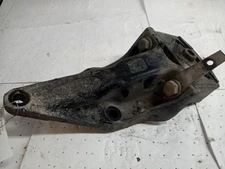 20-25119 Peterbilt 387 Cab Mount Bracket  (11797370