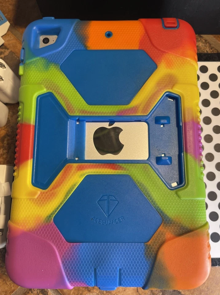 Apple iPad mini 4 (16gb) Cellular Unlocked (A1550) Bent {FMI-OFF} SALVAGE/ PvRTS - Image 2 of 4