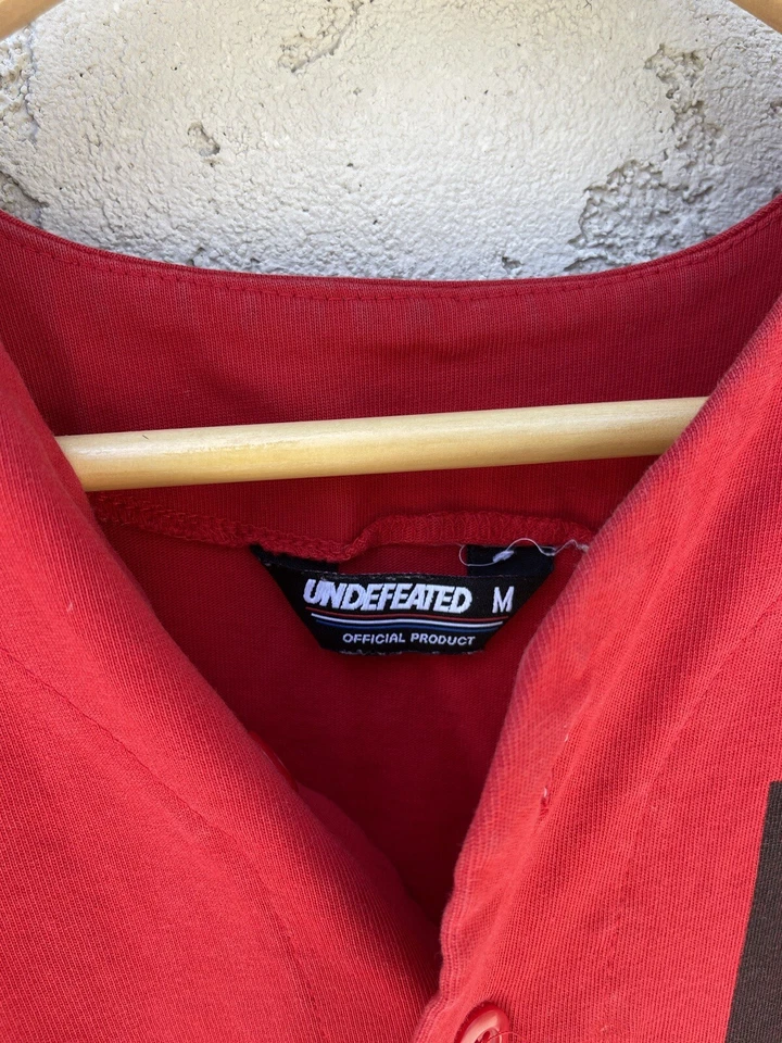 Бейсбольная футболка Undefeated UNDFT красная и черная эксклюзивная красная размер M мужская РЕДКАЯ - Изображение 2 из 4