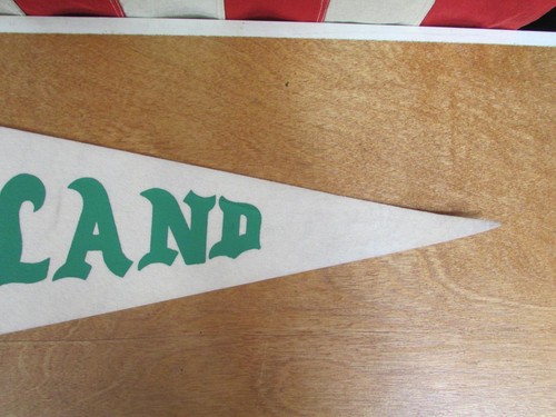 Vintage 1970s Oakland A's Athletics Baseball Wool Felt Pennant 30" Swingin A's - Picture 5 of 6