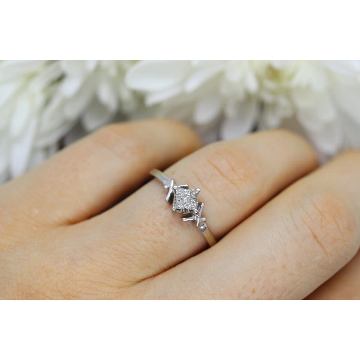 Solitaire ring square sale