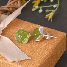 Natural Rough Peridot August Birthstone Earring 925 Sterling Silver Flower Studs