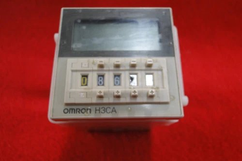 Omron Timer H3CA-A 24 TO 240 VAC POWERED USED GOOD CONDITION