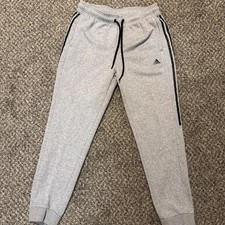 Adidas Essentials Men  s Fleece Joggers Grey 3-Stripe Tapered Sweatpants Large
