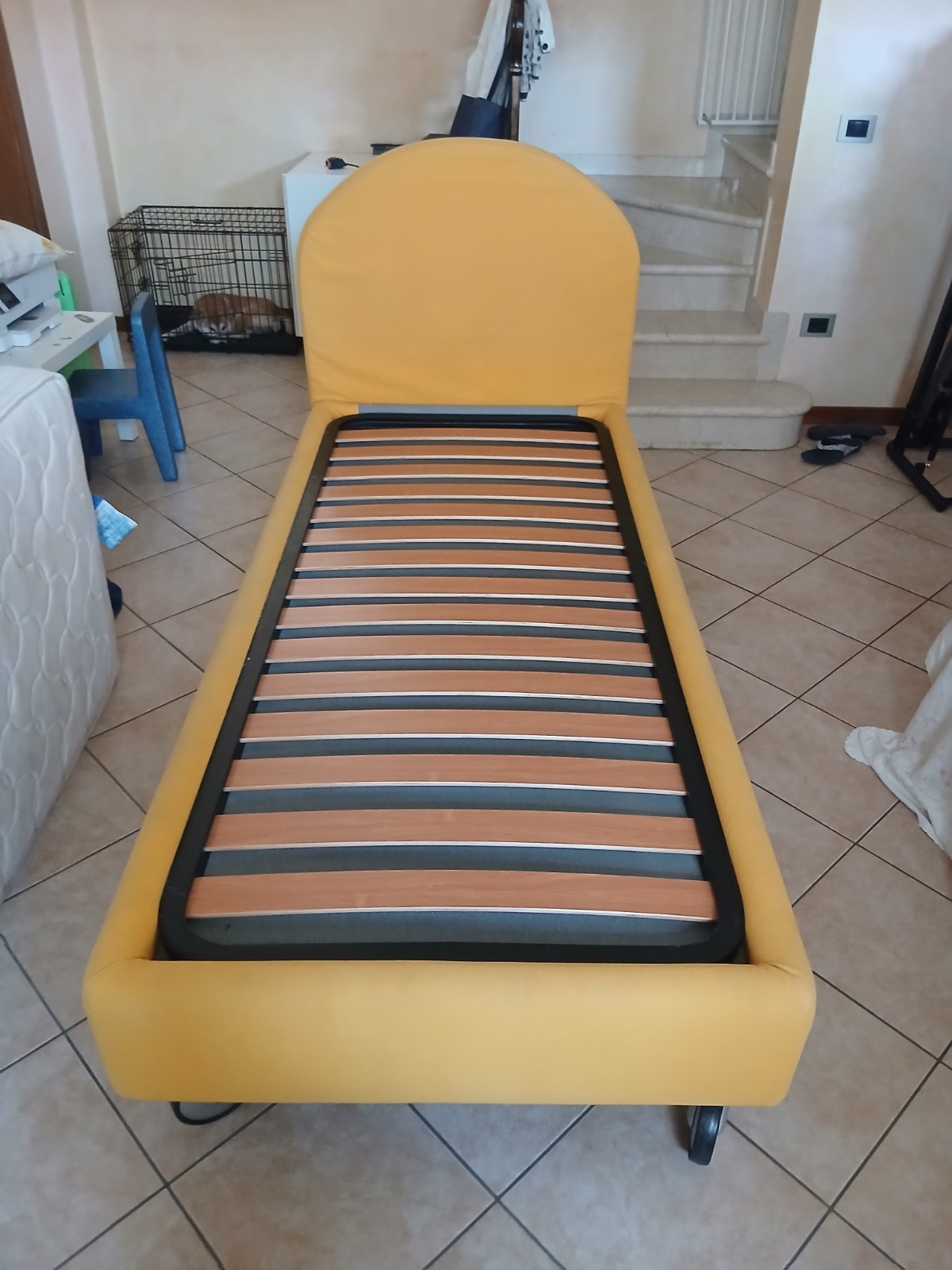 letto singolo con materasso