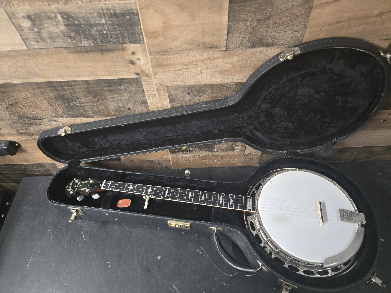1970s Gibson RB-250 5-String Banjo Master Tone Banjo W  / Case  Read Description