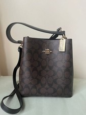 Borsa a secchiello firmata COACH borsa a tracolla