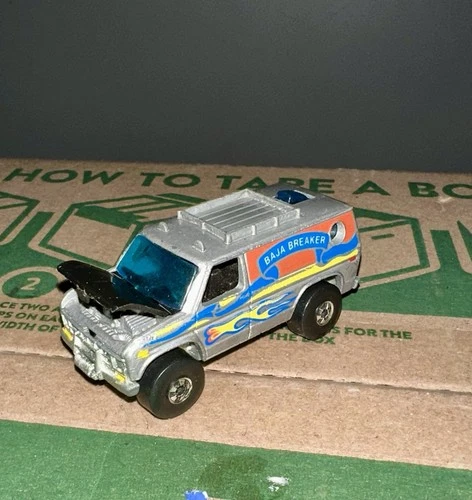 Hot Wheels Baja Breaker Silver Van Made in Hong Kong Vintage 1977. VG Condition