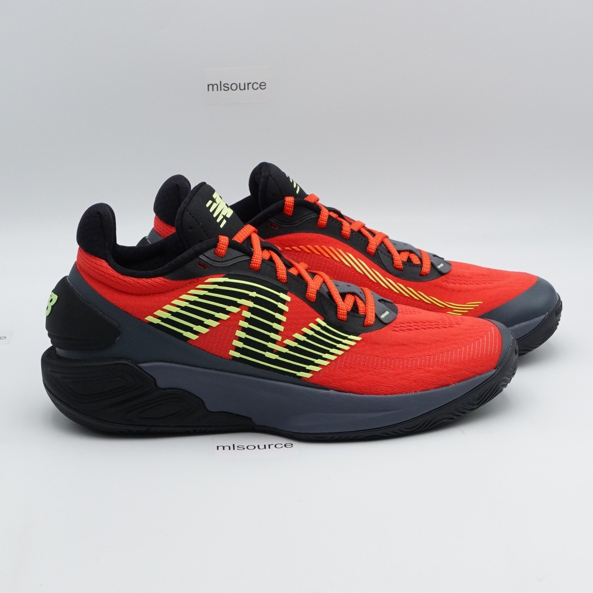 Size 10.5 Men's New Balance TWO WXY V5 Basketball Shoe BB2WYBF5