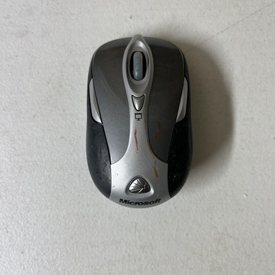 Microsoft Wireless Notebook Presenter Mouse 8000
