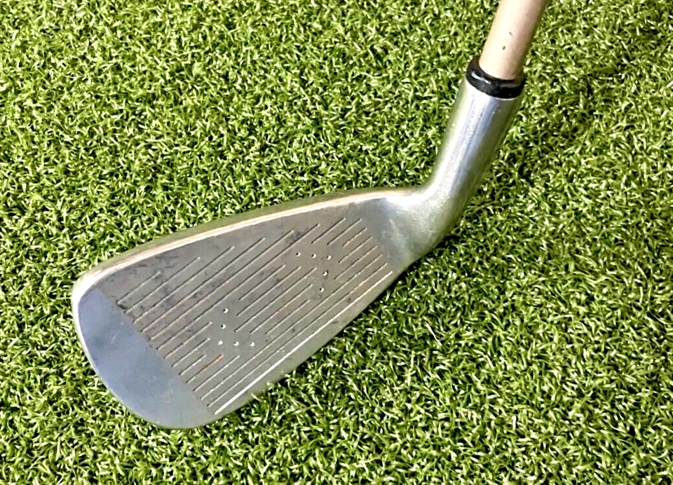 Nancy Lopez Golf 4 Iron / RH / Ladies Graphite ~37.5" / NEW GRIP /  jj7579 - Image 2 of 4