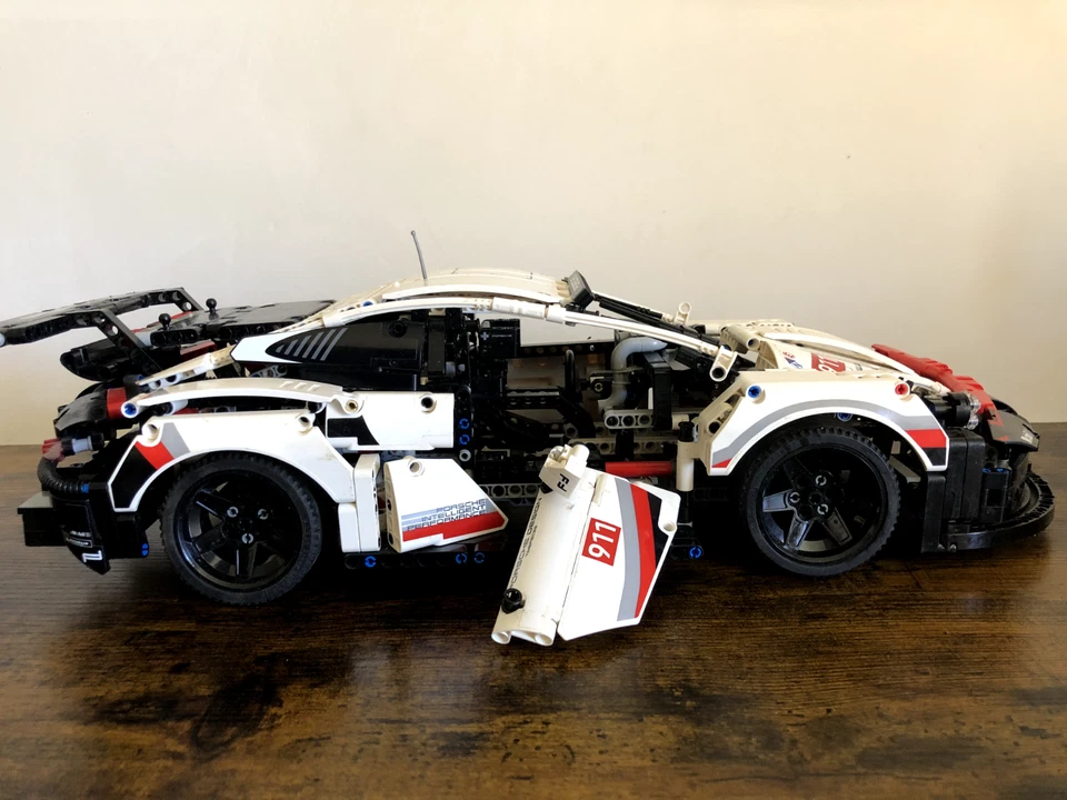 Lot Lego Technic 42077  42096 voiture de rallye et Porsche RSR  - Photo 4/4