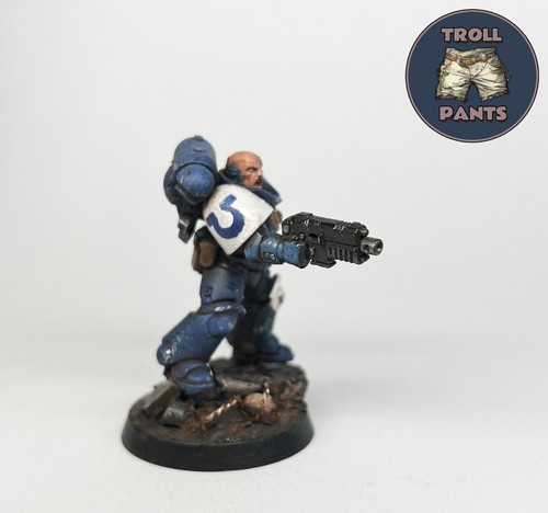 Warhammer 40k - Ultramarines - Sergeant - Picture 6 of 7