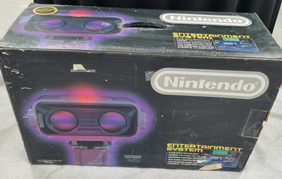 Nintendo Entertainment System NES ROB 1985 PRE-DELUXE(!) Box Only, Empty Inside