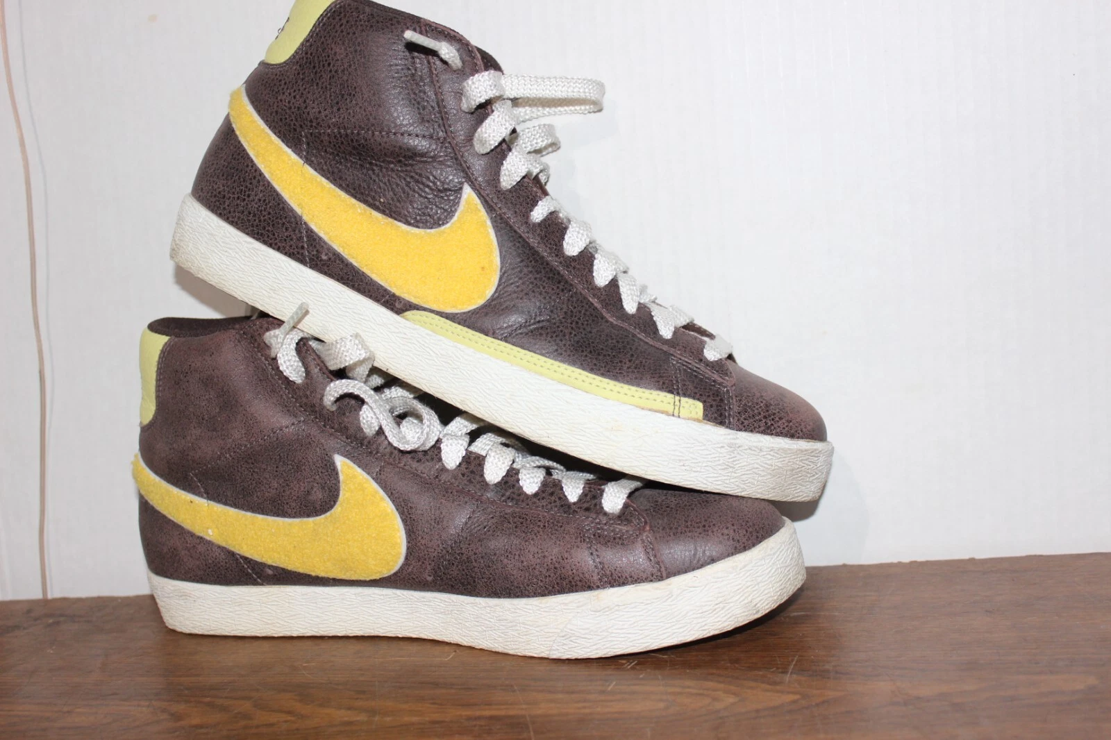 Blazer Nike haut suprême marron baroque taille 13 316963 271 très propre