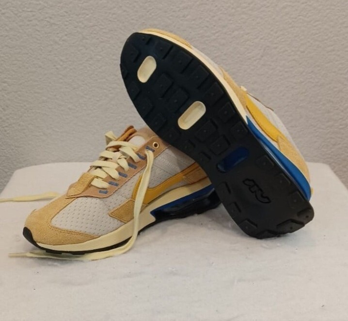 New Nike Air Max Pre-Day Shoes~ Pollen/Light Bone-Men's 7 New Nike Air Max Pre-Day Shoes~ Pollen/Light Bone-Men's 7