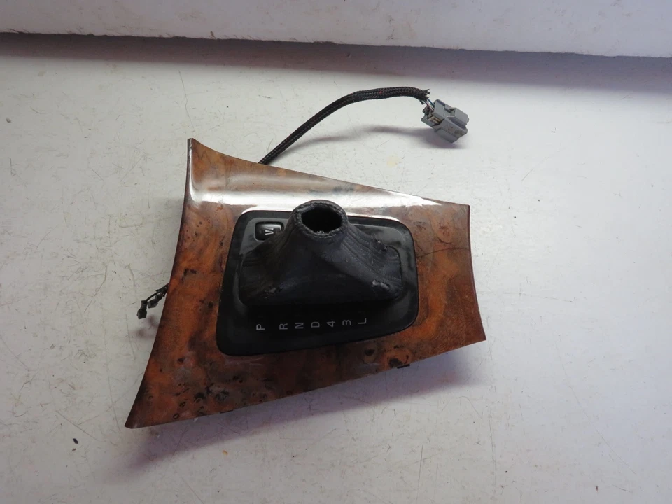 Volvo S60 2005 05 palanca de cambios bisel moldura con maletero grano de madera Foto 2 de 4