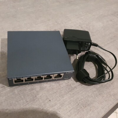 TP-Link TL-SG105 5-Port Gigabit Desktop Switch