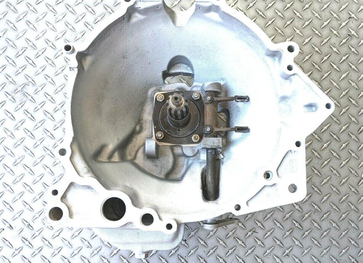 FERRARI 308 PARTS CLUTCH BELL HOUSING COMPLETE INPUT SHAFT FORK GEARS AND COVER