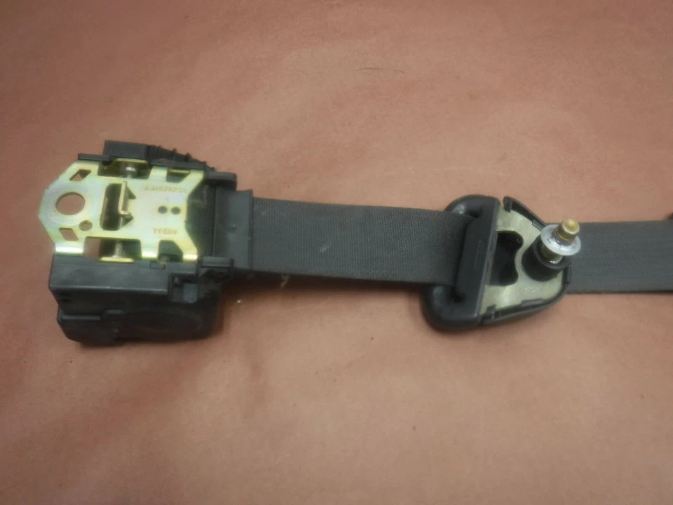 Jeep Liberty KJ 2003 Rear Driver Seat Belt Buckle Retractor Free Ship - Image 3 of 4